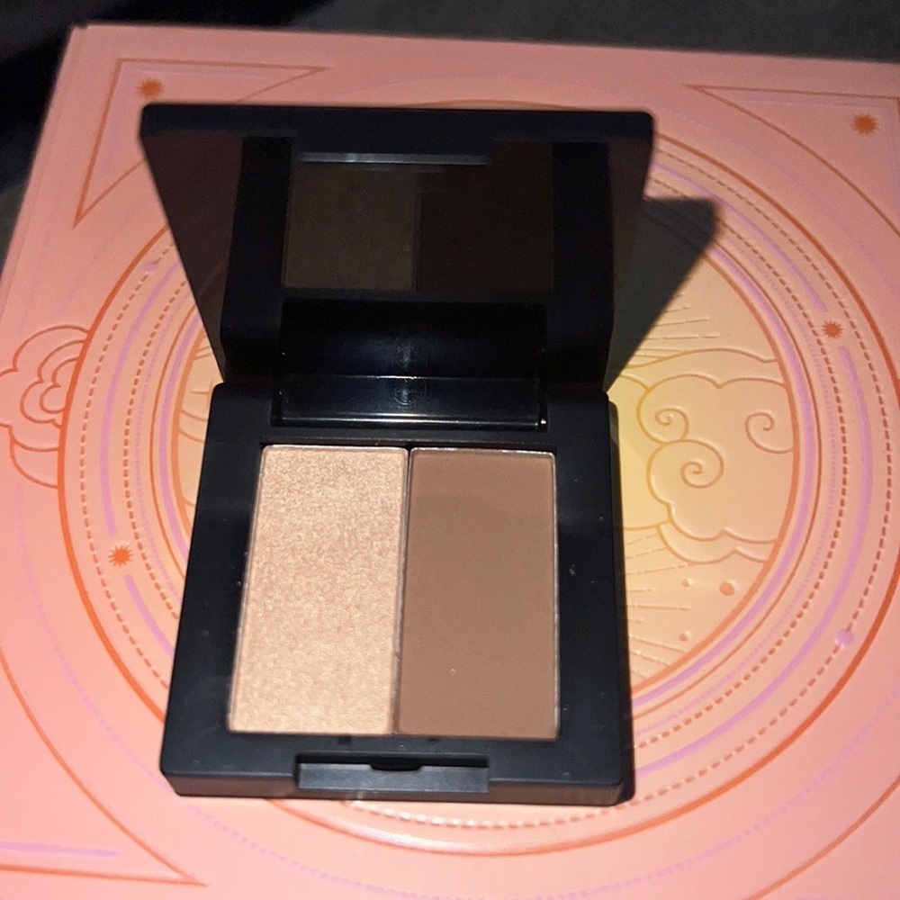 Araceli Azteca Eyeshadow nwot